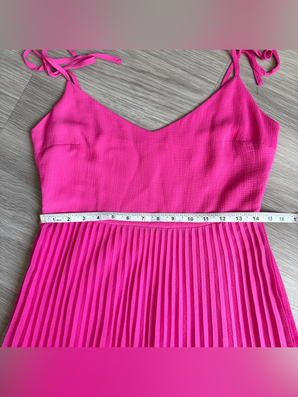 Sézane Nissa Pleated Midi Dress in Hot Pink | FR 38 / US 6 - Picture 6 of 9